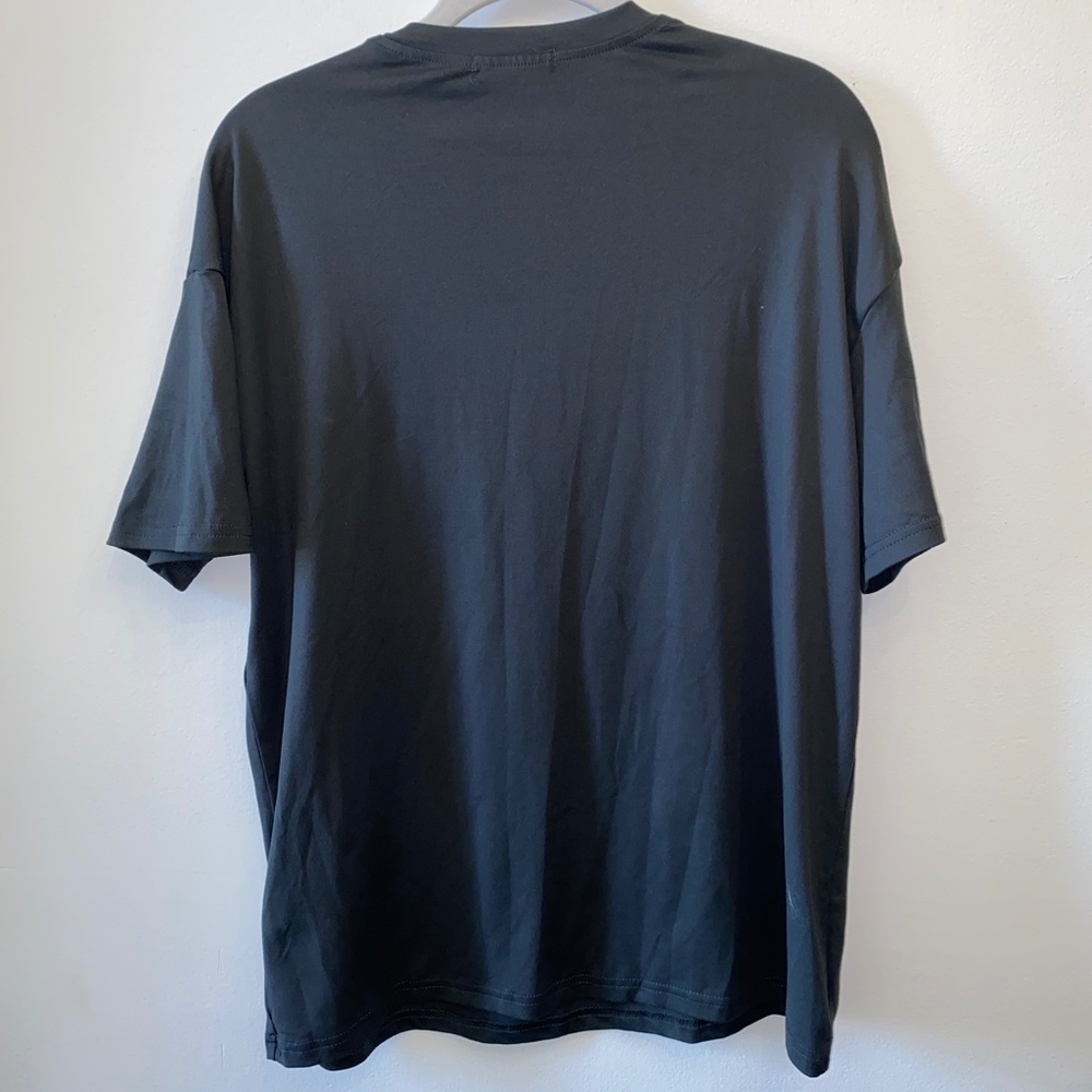 Skeleton Island Graphic Tee - Picture 4 of 5